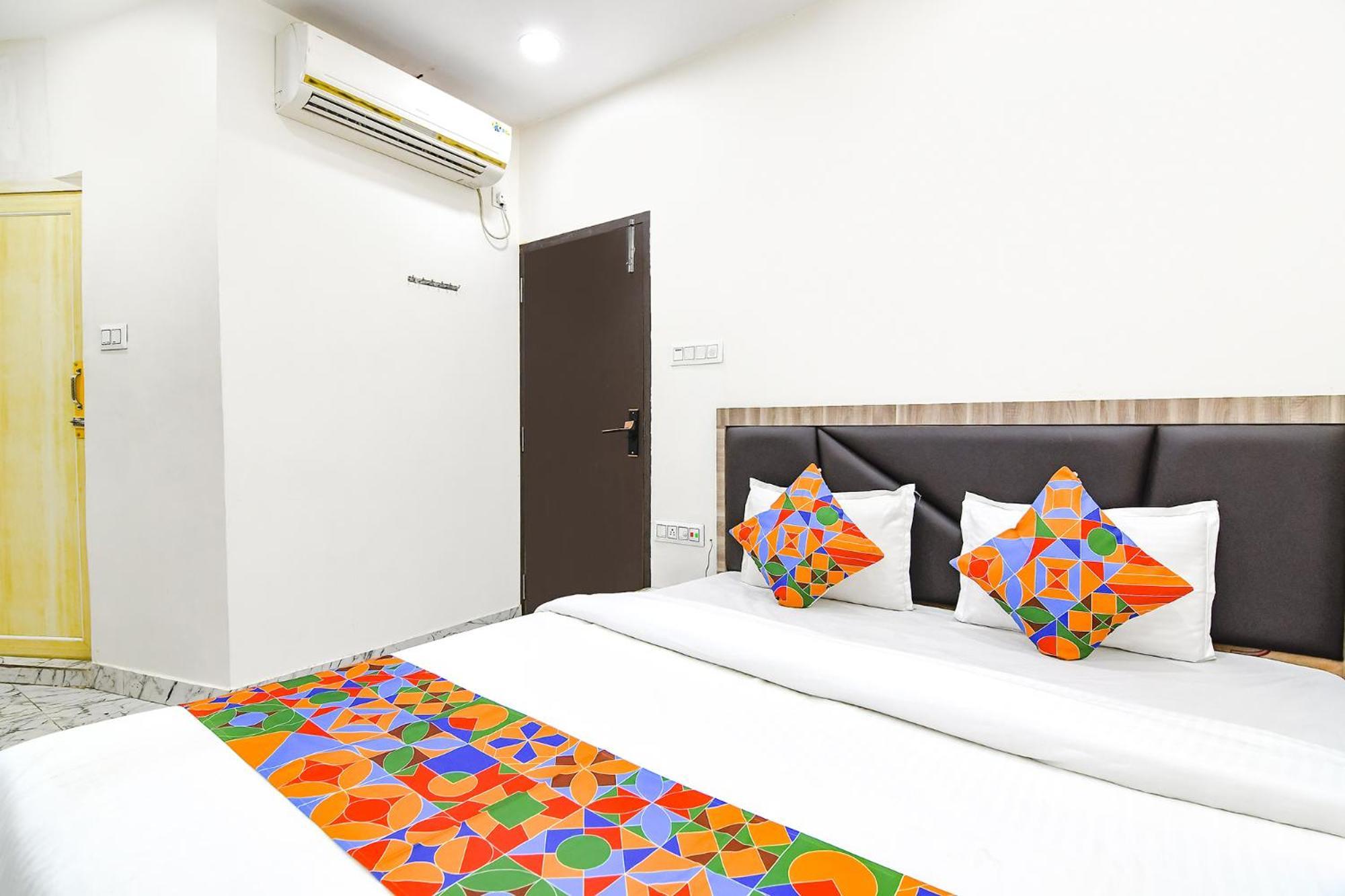 Fabexpress Sr Royale - Nr Sealdah Station Hotell Kolkata Eksteriør bilde